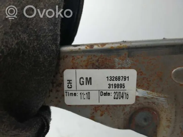 Opel Insignia B Rączka / Dźwignia hamulca ręcznego 13268791