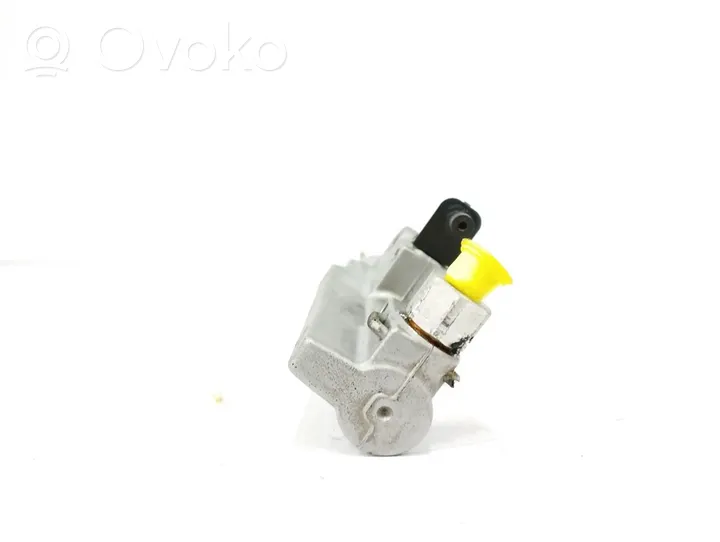 Honda CR-V Clutch master cylinder 