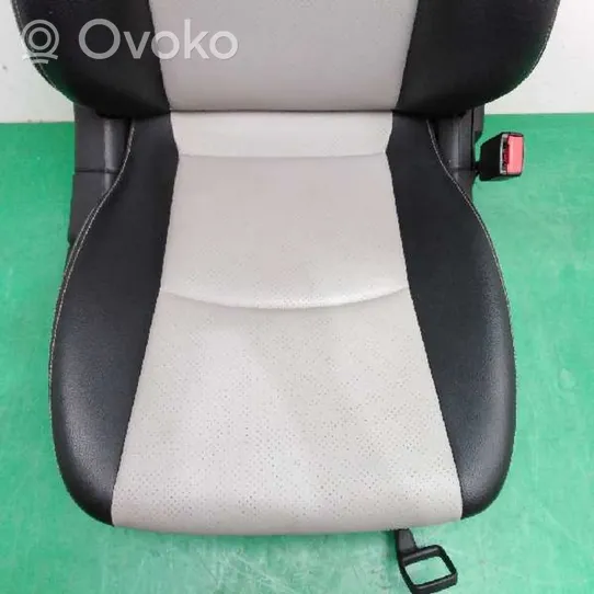 Mercedes-Benz CLC CL203 Asiento delantero del pasajero 