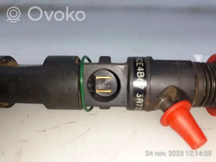 Renault Kangoo I Injecteur de carburant 8200421897