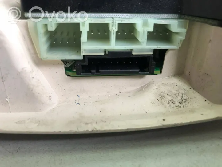 Mercedes-Benz ML W166 Rivestimento della console di illuminazione installata sul rivestimento del tetto A1669004115