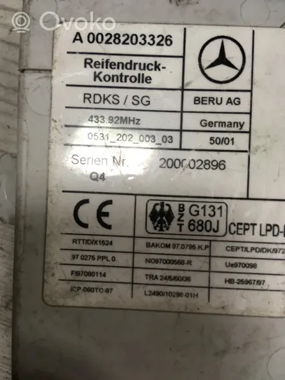 Mercedes-Benz S W220 Rengaspaineen valvontayksikkö A0028203326