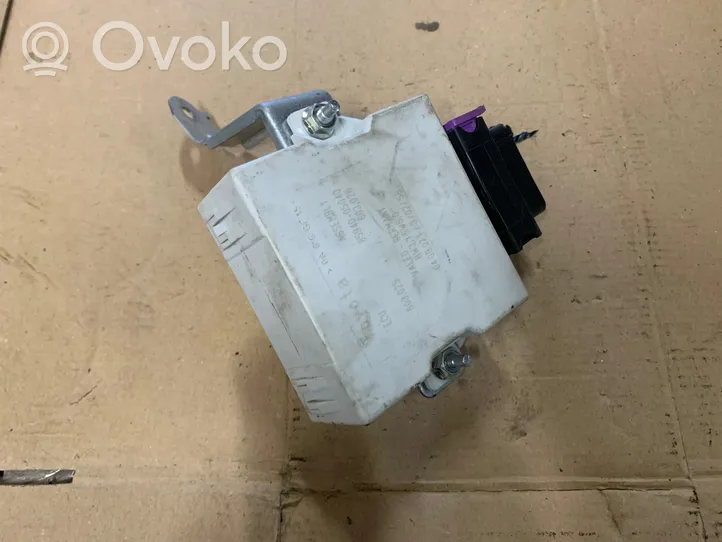 Toyota Avensis T250 Window wiper relay 8594005040