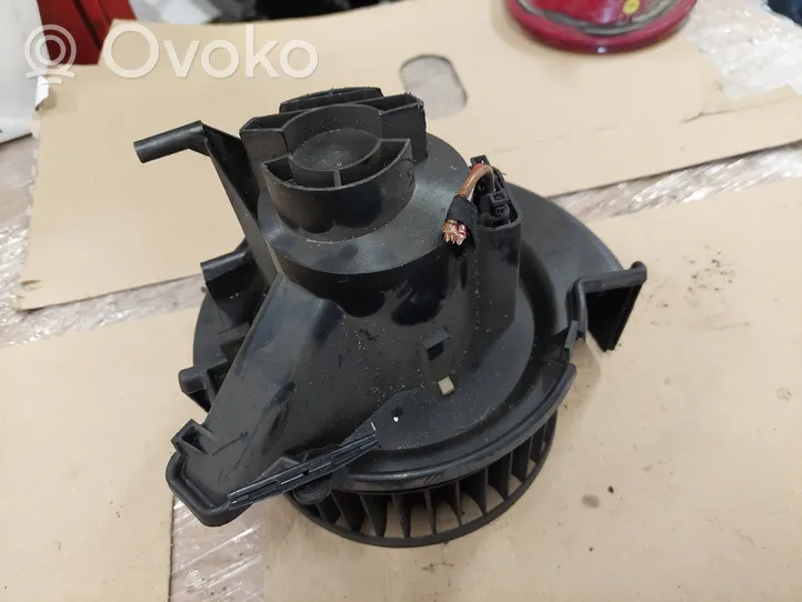 Opel Zafira A Ventola riscaldamento/ventilatore abitacolo 90437893