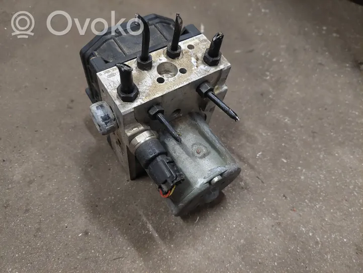 Volkswagen PASSAT B5.5 ABS Pump 4B0614517G