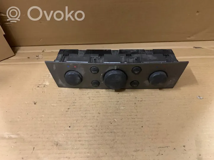 Opel Vectra C Climate control unit 13138198