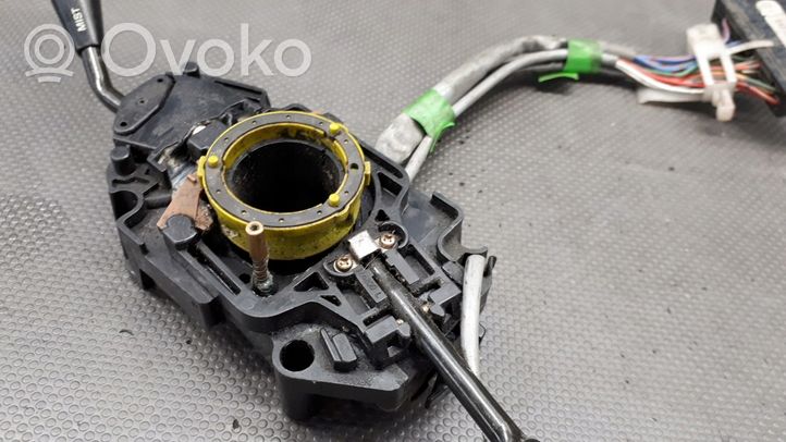 Toyota Carina T190 Leva/interruttore dell’indicatore di direzione e tergicristallo 178855