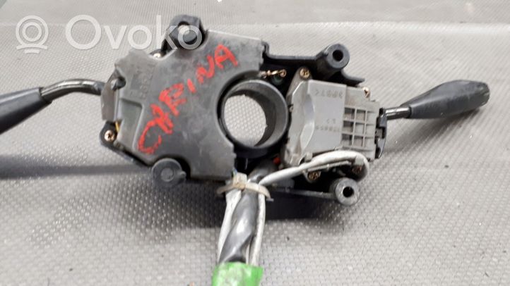 Toyota Carina T190 Leva/interruttore dell’indicatore di direzione e tergicristallo 178855