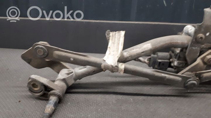 Volkswagen Polo Mechanizm i silniczek wycieraczek szyby przedniej / czołowej 3397020590