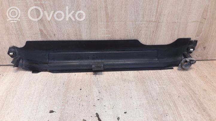 Opel Vectra B Rivestimento della modanatura della chiusura del vano motore/cofano 