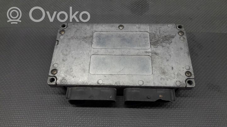 Renault Scenic I Calculateur moteur ECU S105280024A