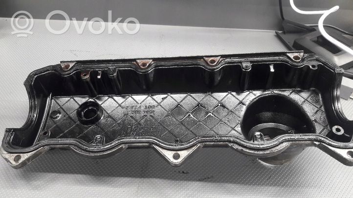 Seat Ibiza II (6k) Rocker cam cover 038103475D