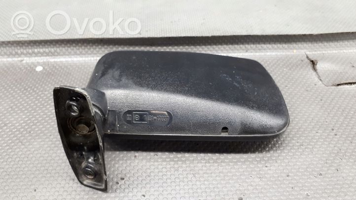 Volkswagen Golf I Manual wing mirror 