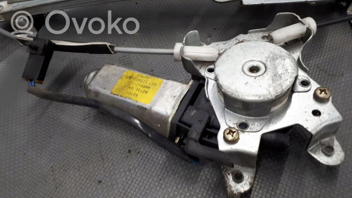 Nissan Almera Takaoven ikkunan nostin moottorilla 82731