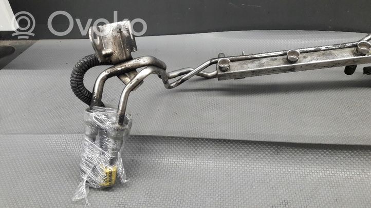 Opel Sintra Tuyau d'alimentation conduite de carburant 