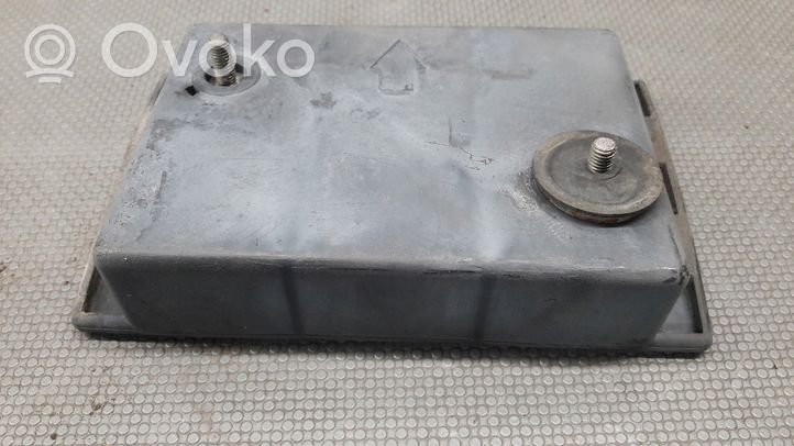 Mercedes-Benz S W140 Support de pare-chocs arrière 1408800330