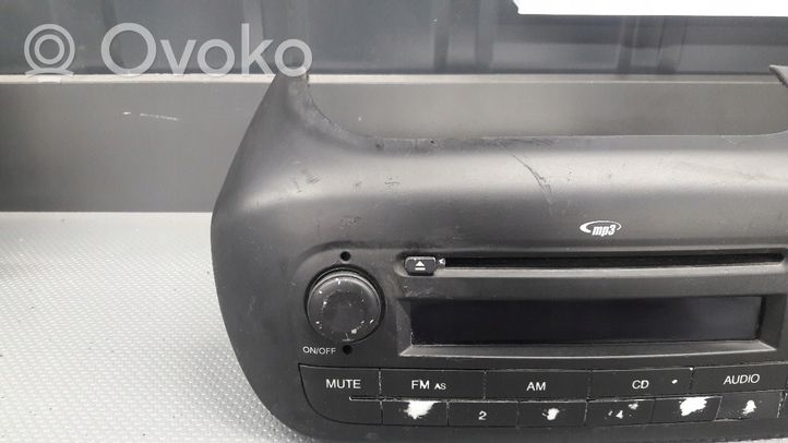 Fiat Fiorino Radio/CD/DVD/GPS-pääyksikkö 7355361100