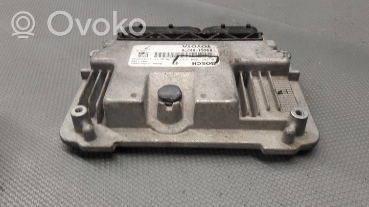 Toyota Yaris Moottorin ohjainlaite/moduuli 0261208936