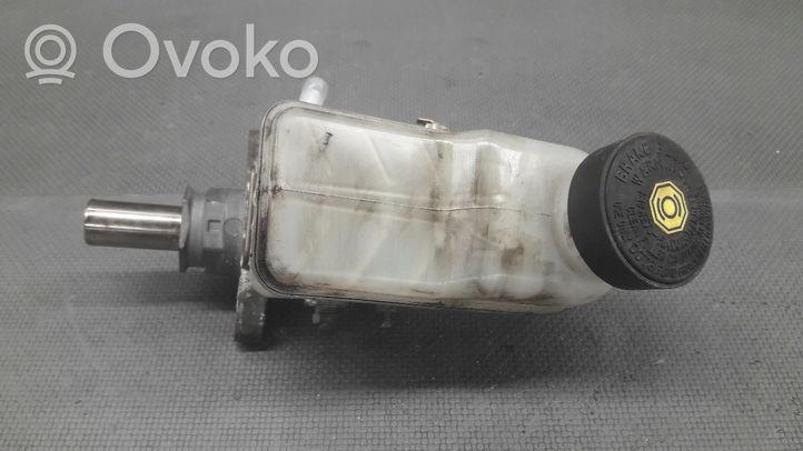 Toyota Yaris Verso Główny cylinder hamulca 