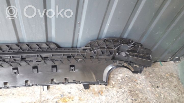 BMW 4 G22 G23 G24 G26 Galinis laikiklis bamperio 8078596