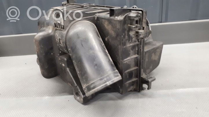 Volvo S70  V70  V70 XC Boîtier de filtre à air 9445349