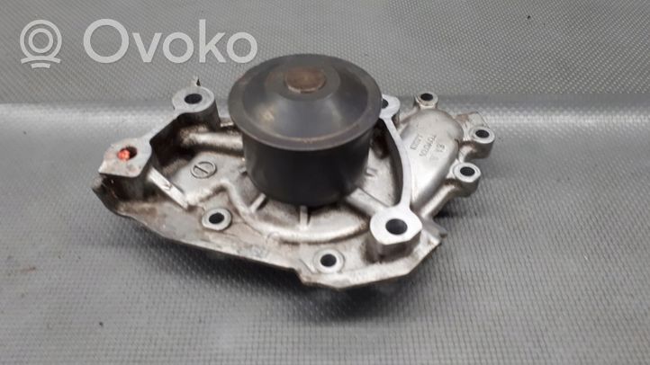 Lexus RX 330 - 350 - 400H Vesipumppu 