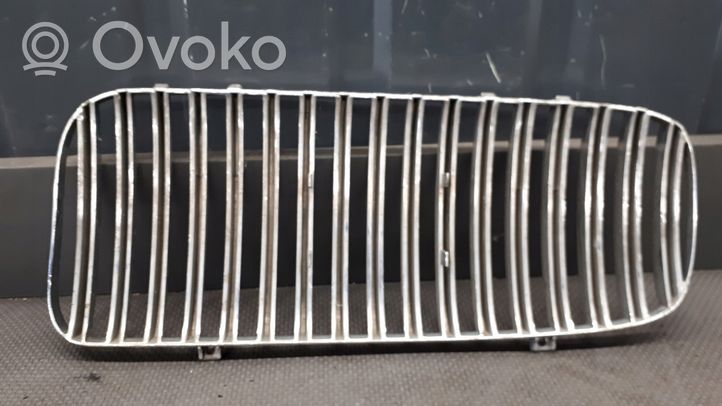 Jaguar XJ X308 Maskownica / Grill / Atrapa górna chłodnicy 