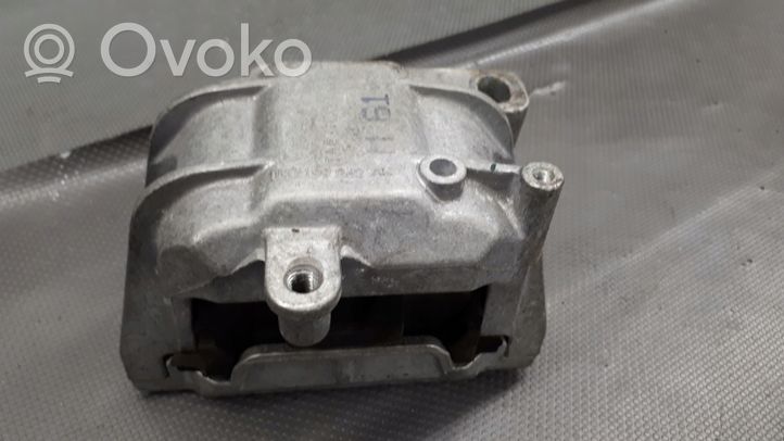 Volkswagen Golf V Supporto di montaggio del motore 1K0199262AK