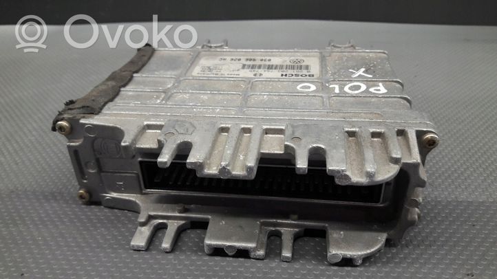 Volkswagen Polo III 6N 6N2 6NF Sterownik / Moduł ECU 0261203744