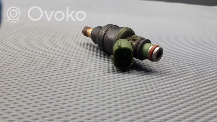 Mazda 323 F Injecteur de carburant INP484