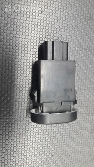 Daewoo Cielo Bouton de dégivrage pare-brise 96168697