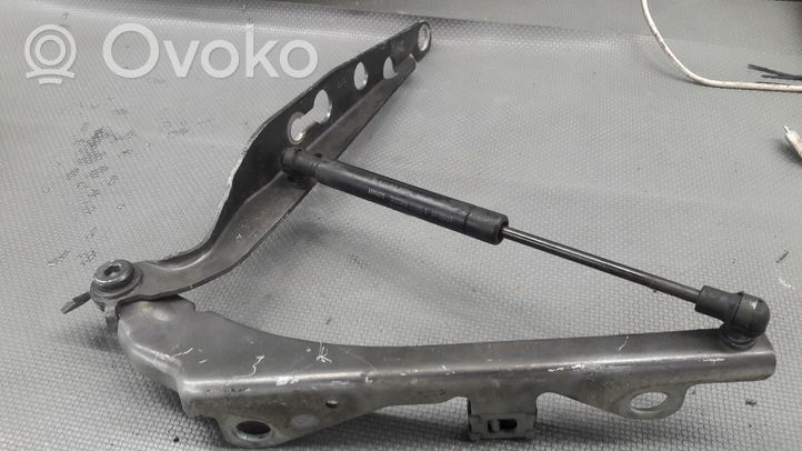 Volvo V60 Siłownik maski przedniej 9154605