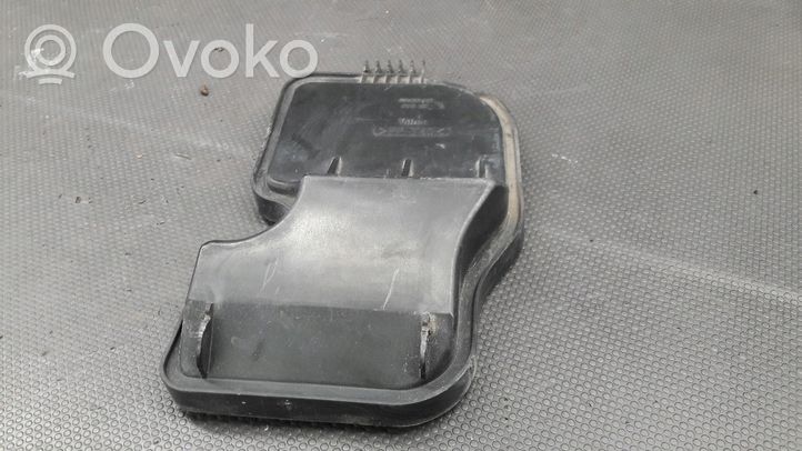 Fiat Punto (188) Osłona żarówki lampy przedniej 89100452