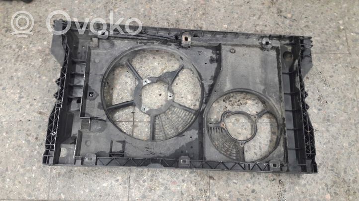 Opel Movano A Radiator cooling fan shroud 7700315275