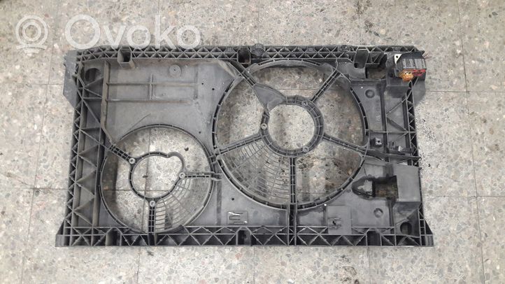 Opel Movano A Radiator cooling fan shroud 7700315275