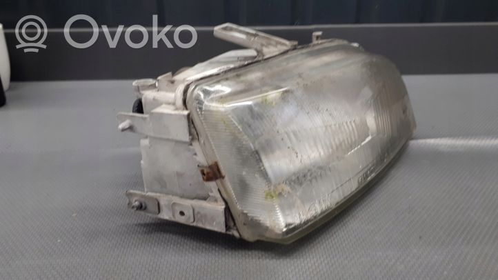 Fiat Punto (176) Lampa przednia 46481413