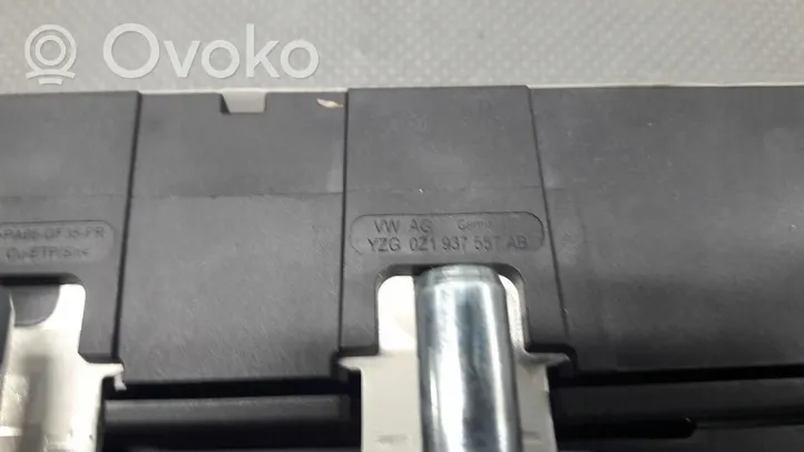 Volkswagen ID.3 Moduł sterowania ładowania akumulatora 1EA915183K