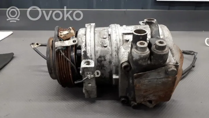 BMW 7 E32 Compressore aria condizionata (A/C) (pompa) 1382768