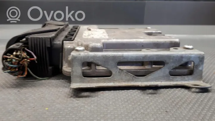 Alfa Romeo 166 Centralina/modulo motore ECU 0281011417