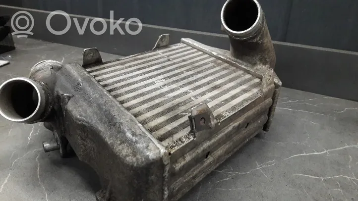 Audi A8 S8 D5 Chłodnica powietrza doładowującego / Intercooler 4E0145806J