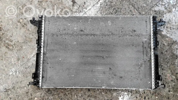 Audi A4 S4 B9 8W Radiateur de refroidissement 8w0121251aa