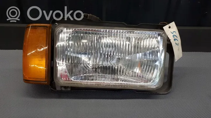 Volkswagen Jetta II Lampa przednia 302-122932