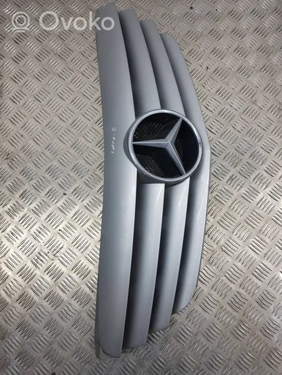Mercedes-Benz B W245 Maskownica / Grill / Atrapa górna chłodnicy A1698800183