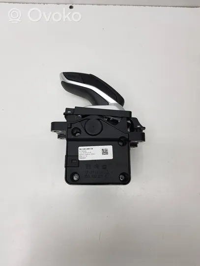 Peugeot 2008 II Gear selector/shifter (interior) 98336289DX