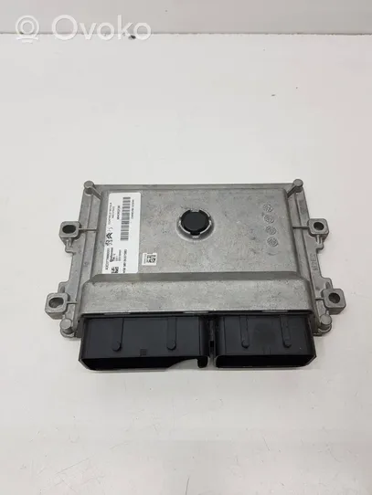 Peugeot 208 Calculateur moteur ECU 9815037580