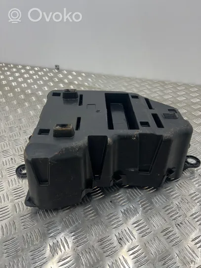 Mercedes-Benz ML W166 Fuse box set A1665400024