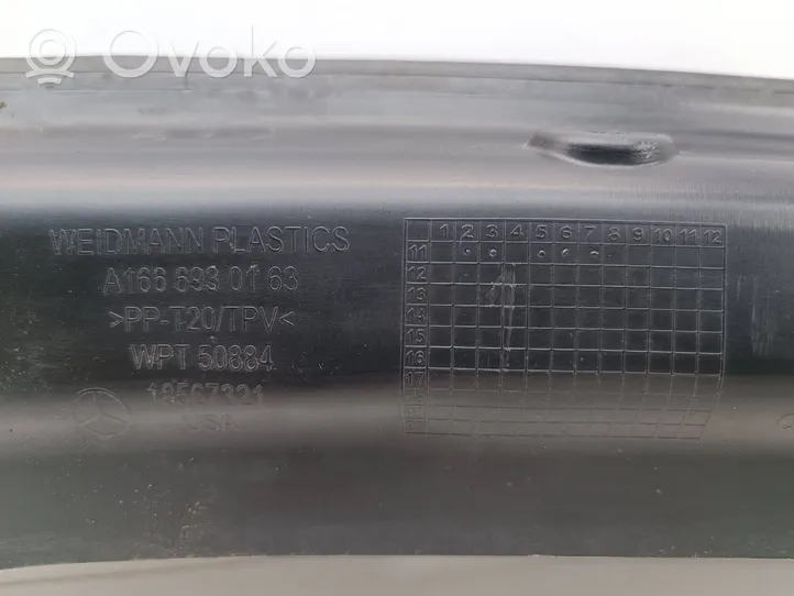 Mercedes-Benz ML W166 Kita bagažinės apdailos detalė A1666930163