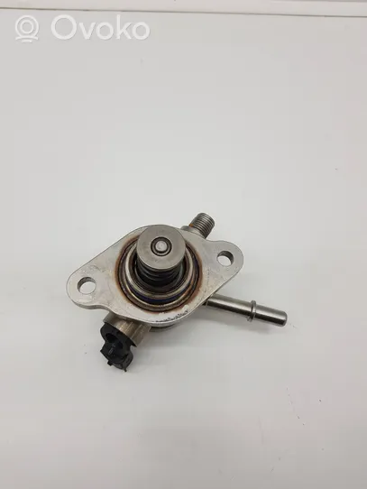 Opel Astra K Pompe d'injection de carburant à haute pression 555101780