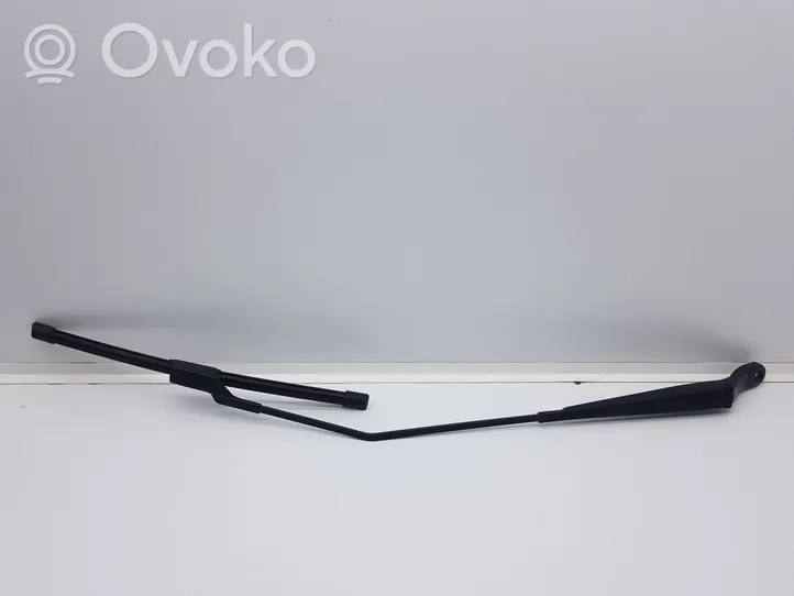 Citroen C3 Windshield/front glass wiper blade 9673292080