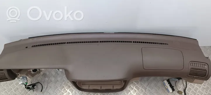 Toyota Land Cruiser (J100) Deska rozdzielcza 